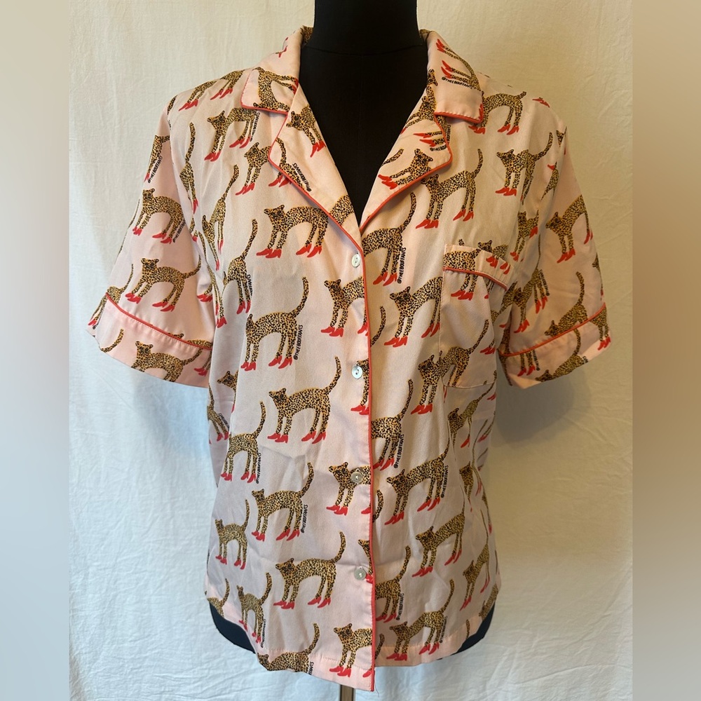 Bouffants & Broken Hearts Leopard Print Pajama Top Pink L